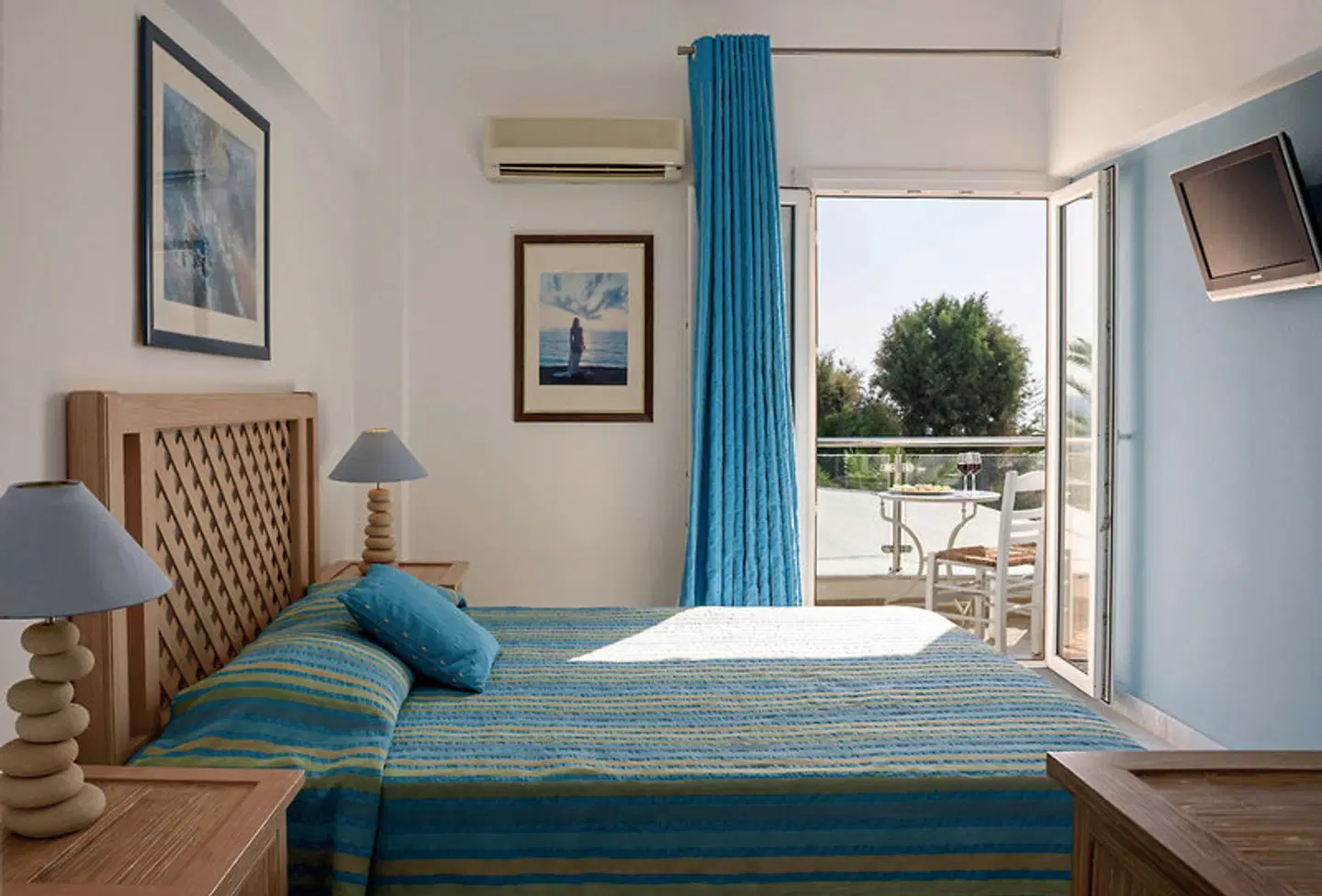 Alesahne Beach Hotel ROOM_EXAMPLE