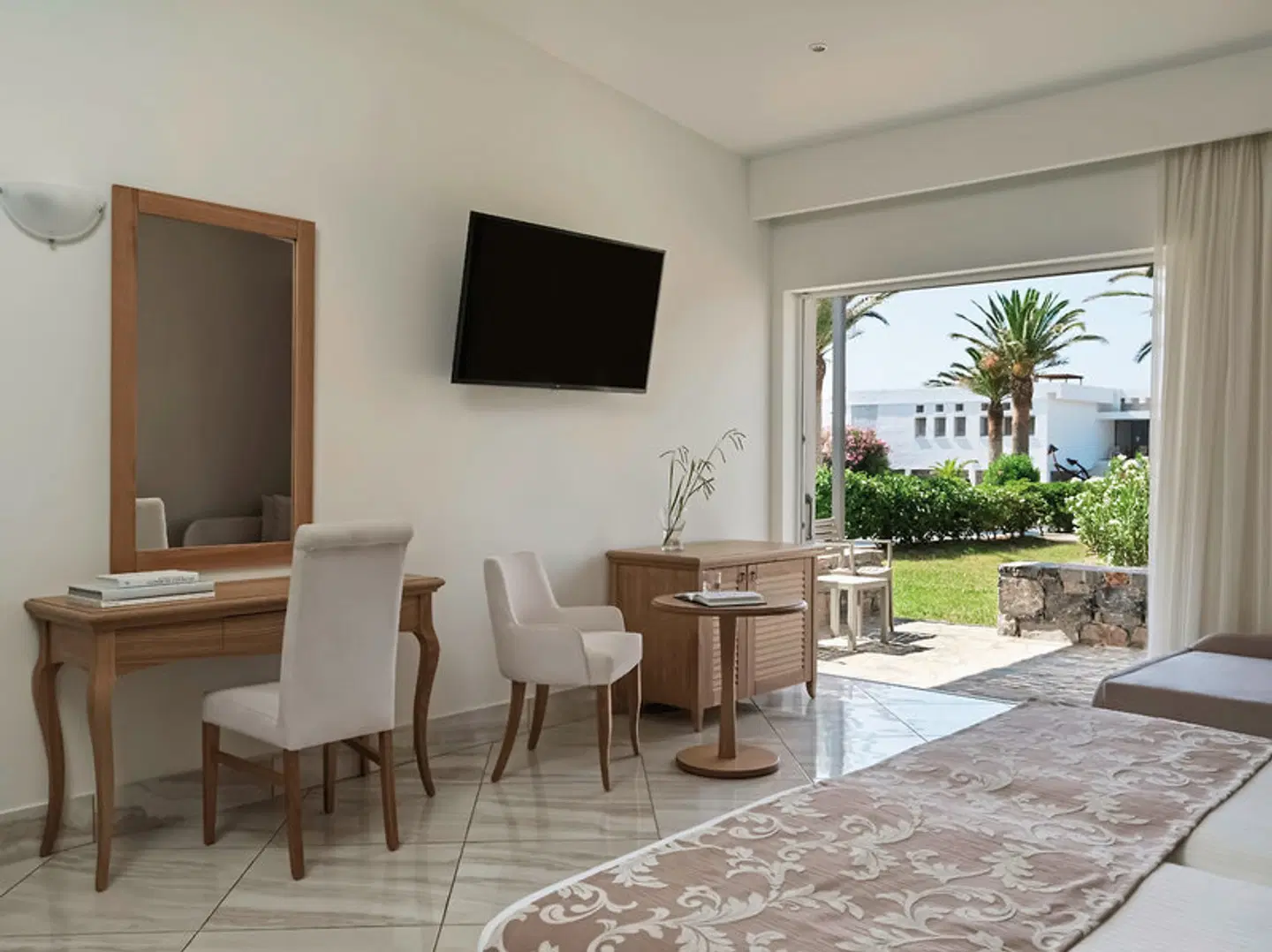 Creta Beach ROOM_EXAMPLE