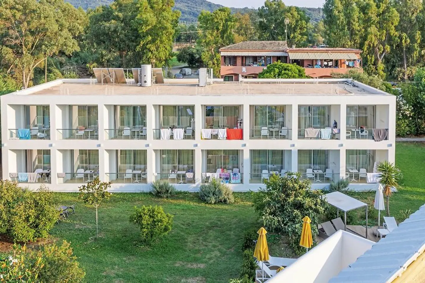 Nasos Hotel & Resort Garten