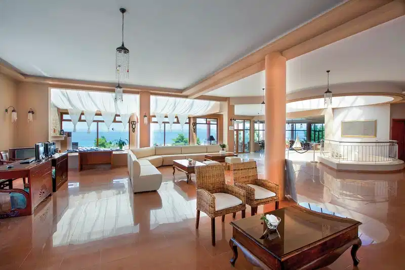 Alia Palace – Hotelfoto