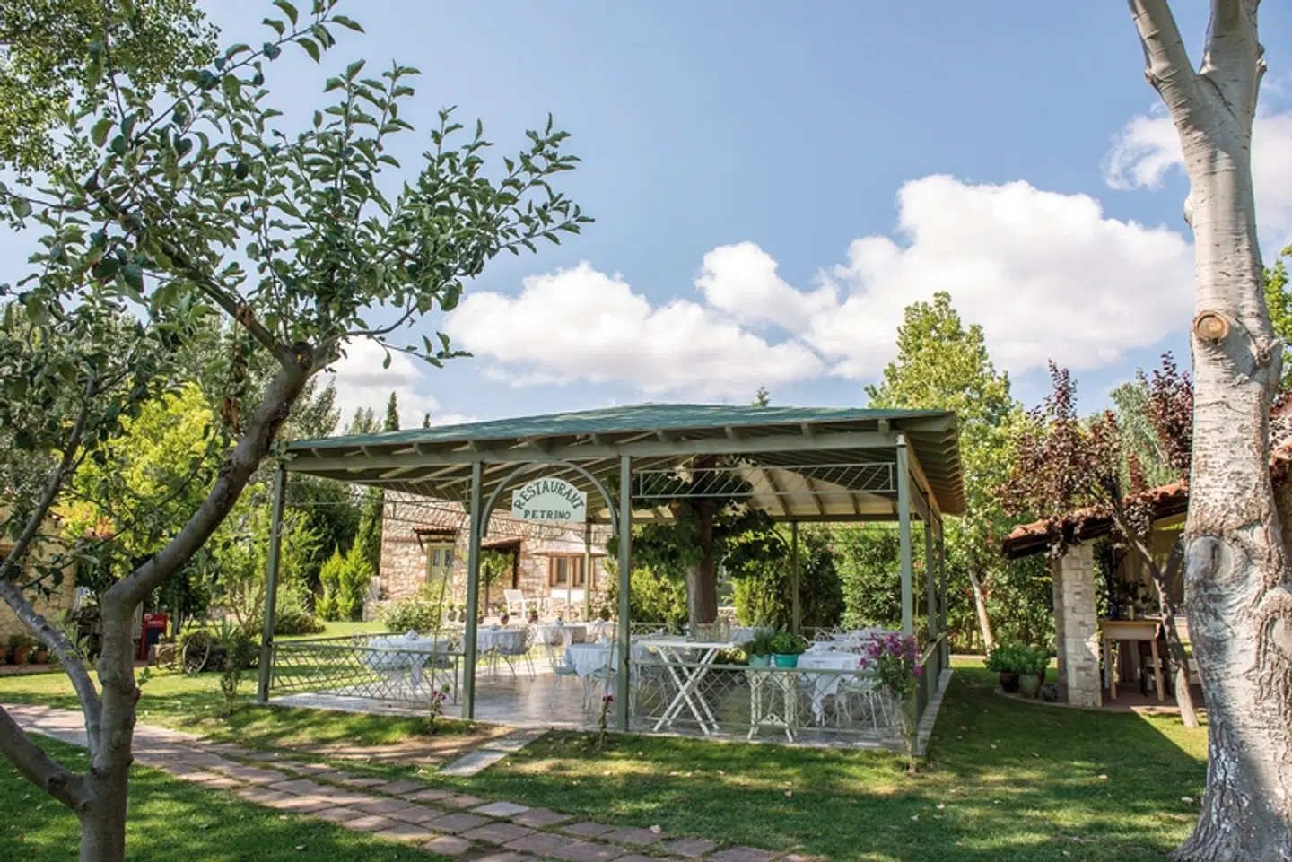 Petrino Eco Village Garten