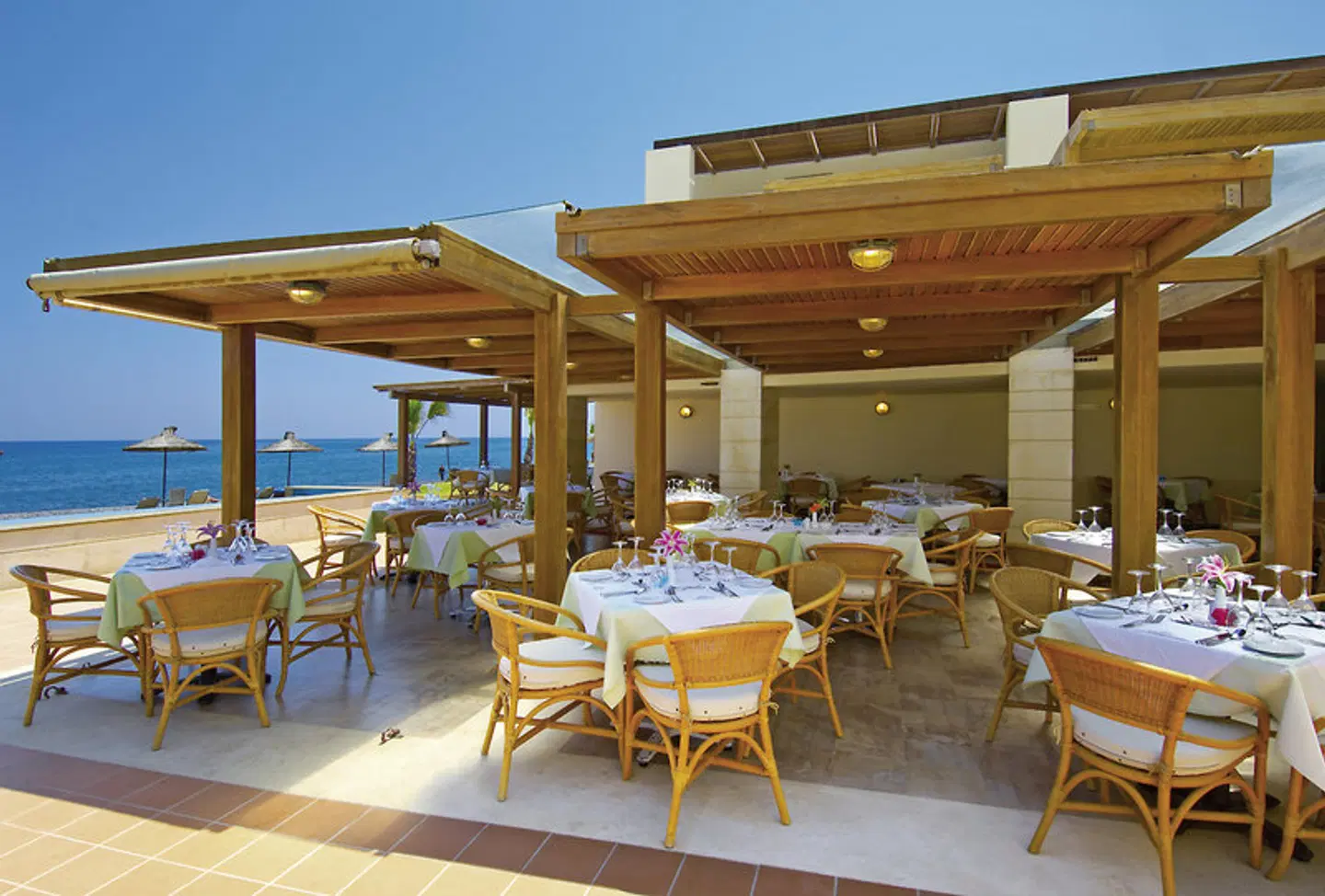 Giannoulis Grand Bay Beach Resort Restaurant