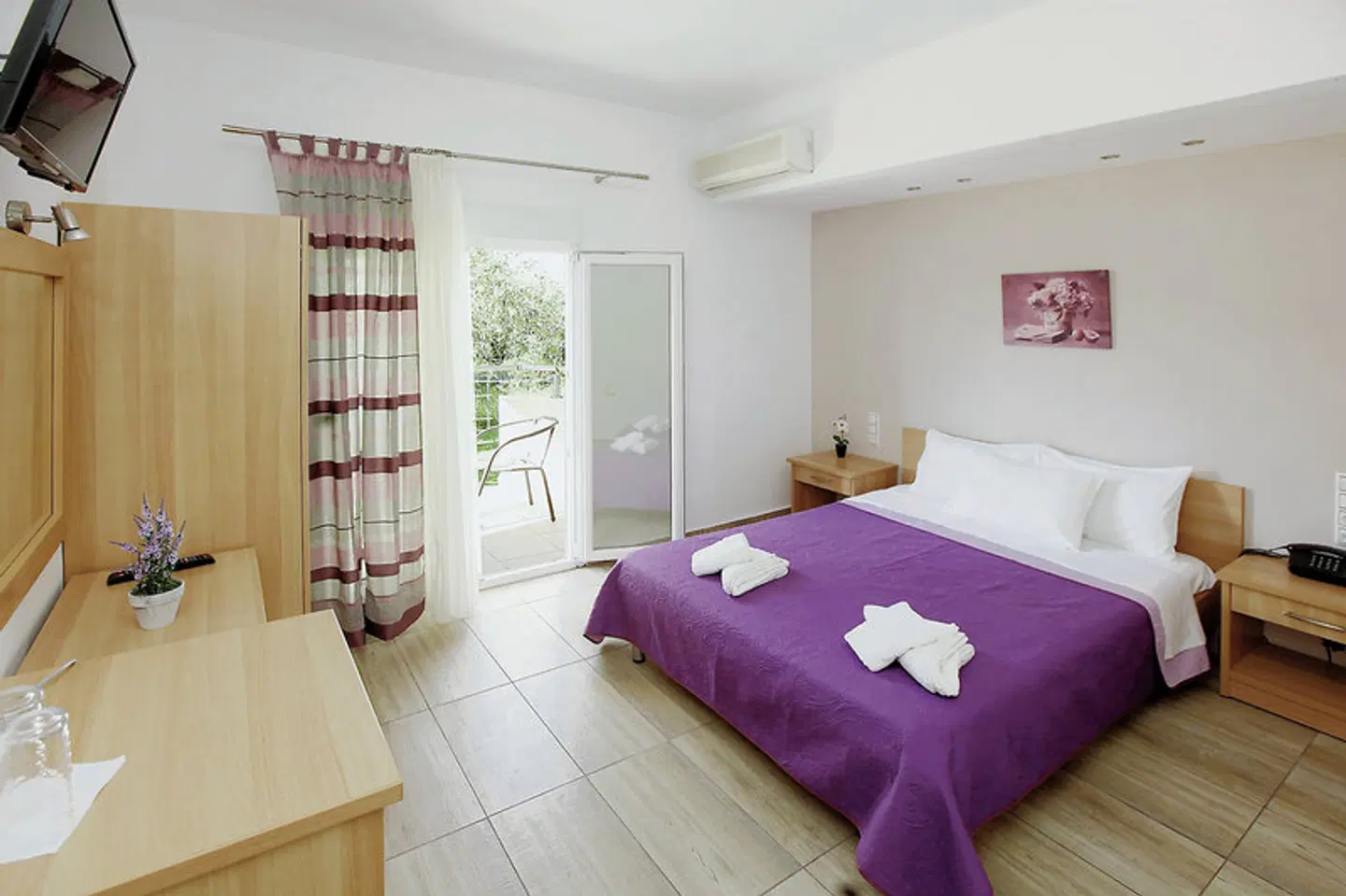 Hotel Chrisa ROOM_EXAMPLE