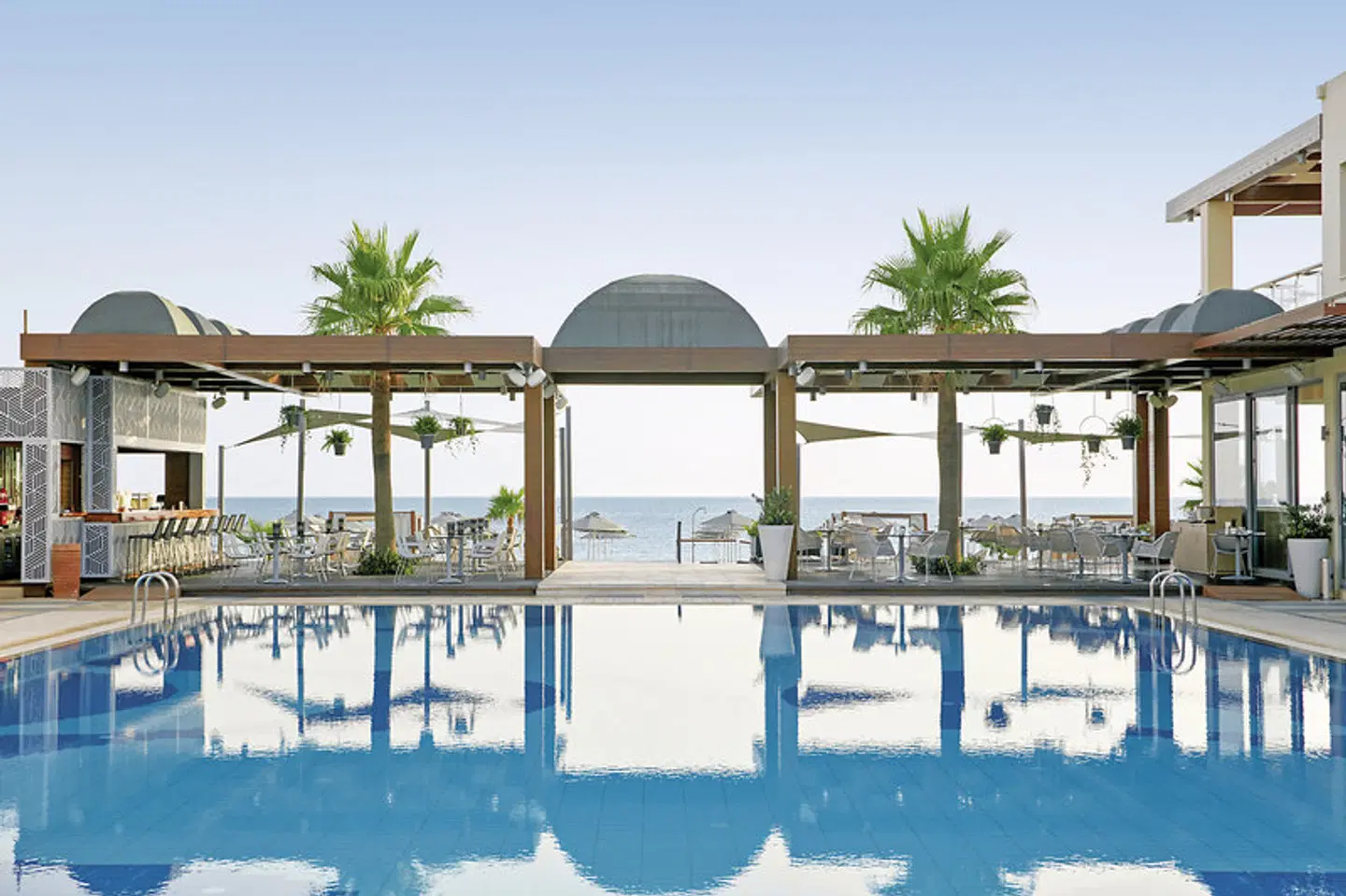 Minoa Palace Resort OUTDOOR_POOL