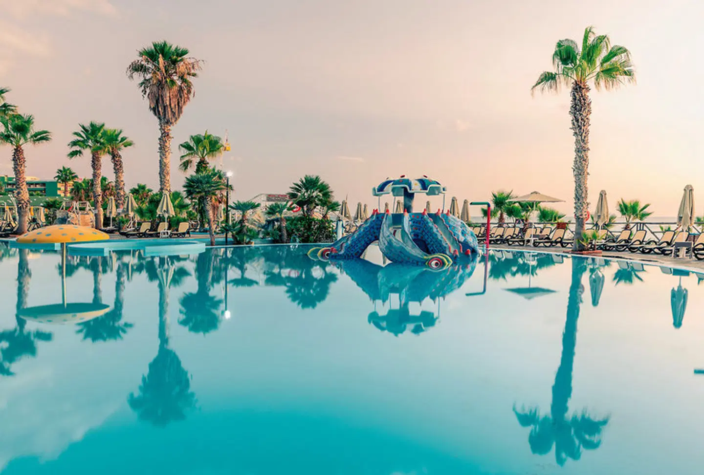 Star Beach Village OUTDOOR_POOL