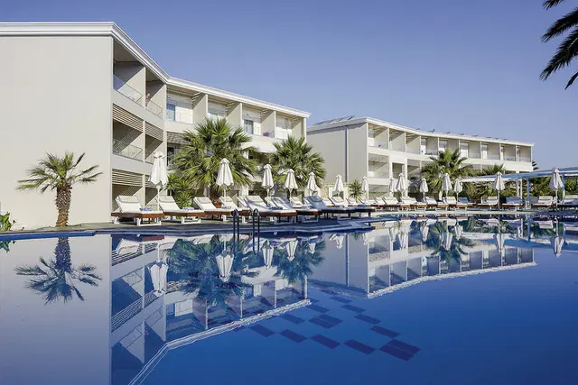 Mythos Palace OUTDOOR_POOL