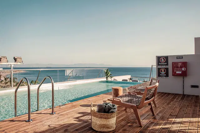 More Meni City Beach Rhodes Terrasse
