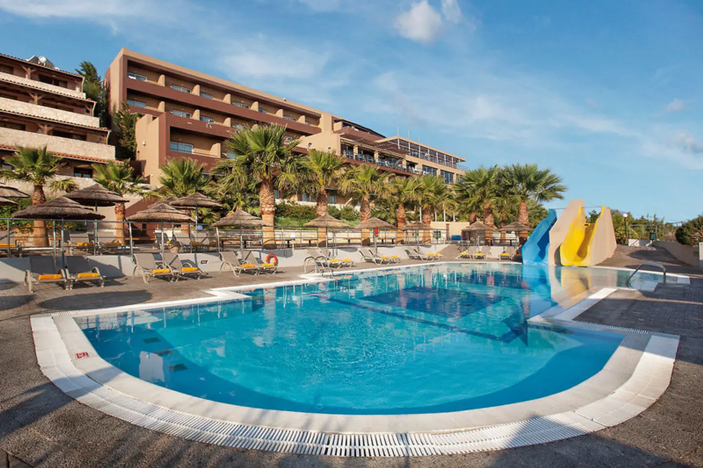 Blue Bay Resort OUTDOOR_POOL