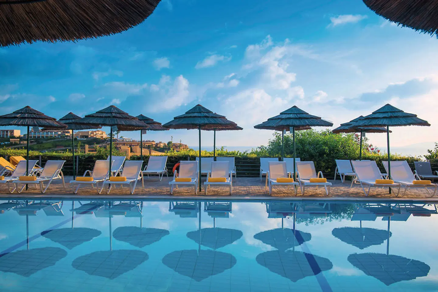 Blue Bay Resort OUTDOOR_POOL