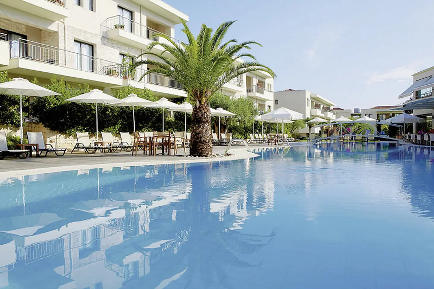 Renaissance Hanioti OUTDOOR_POOL