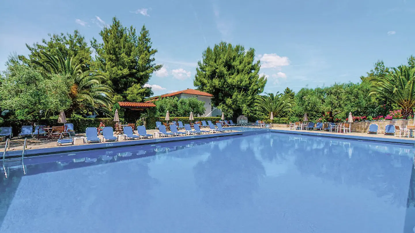Philoxenia OUTDOOR_POOL