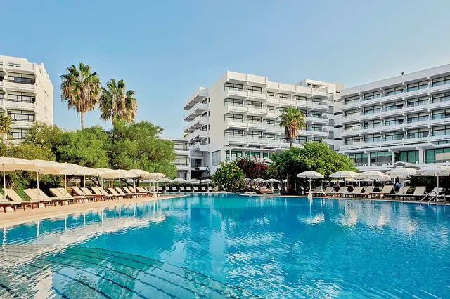 Grecian Bay OUTDOOR_POOL