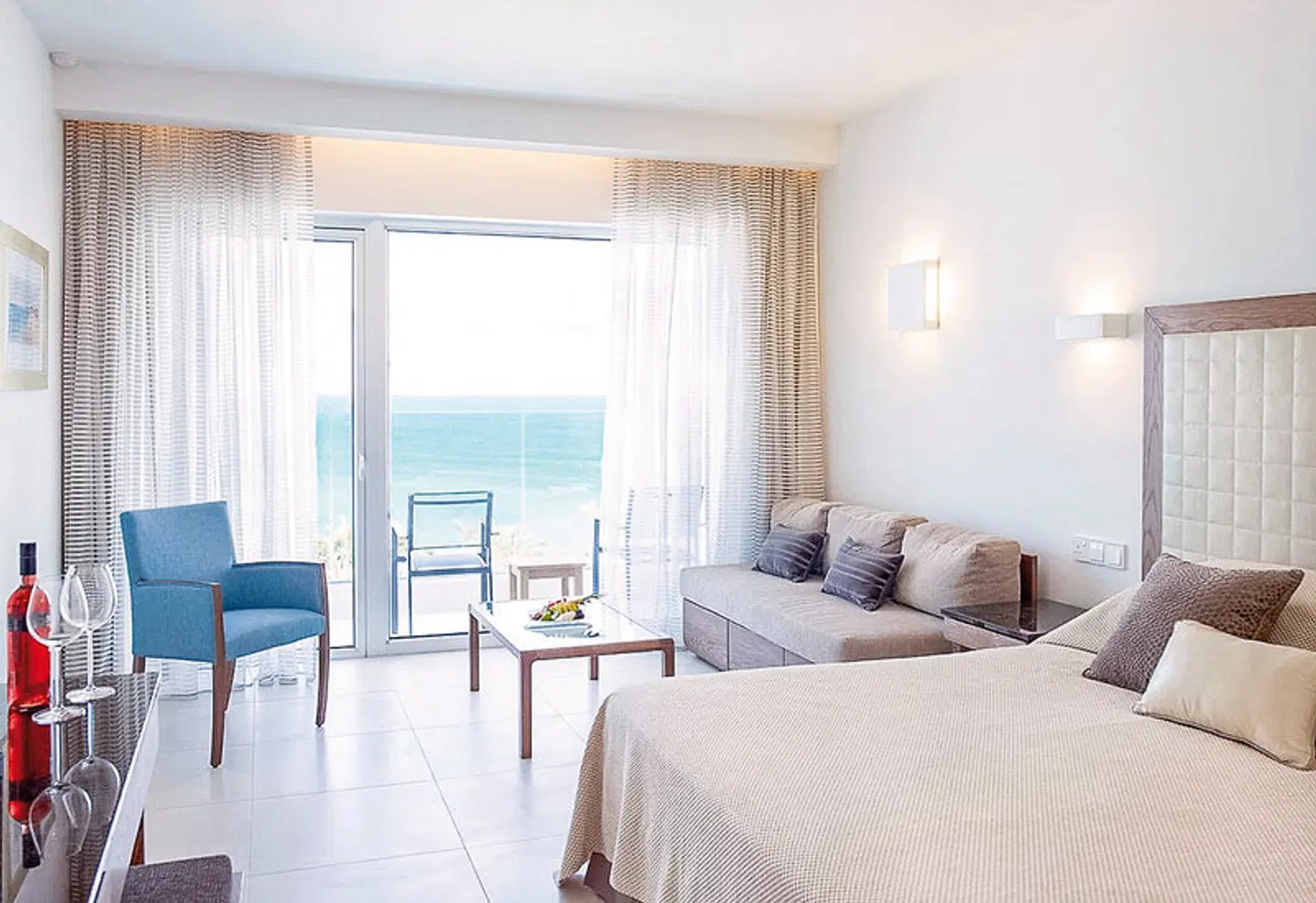 Sunrise Pearl Hotel & Spa ROOM_EXAMPLE