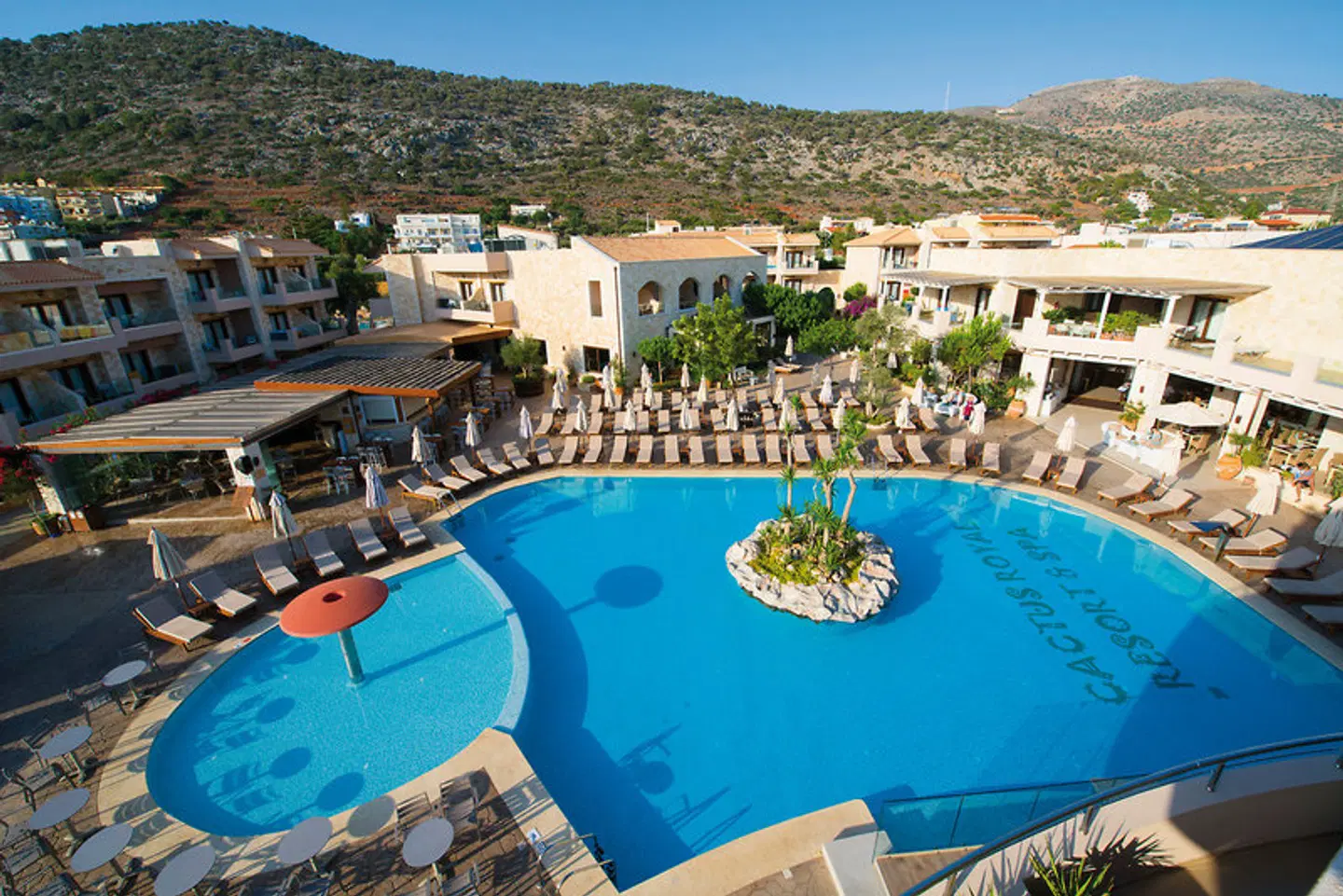 Cactus Royal  Spa & Resort OUTDOOR_POOL