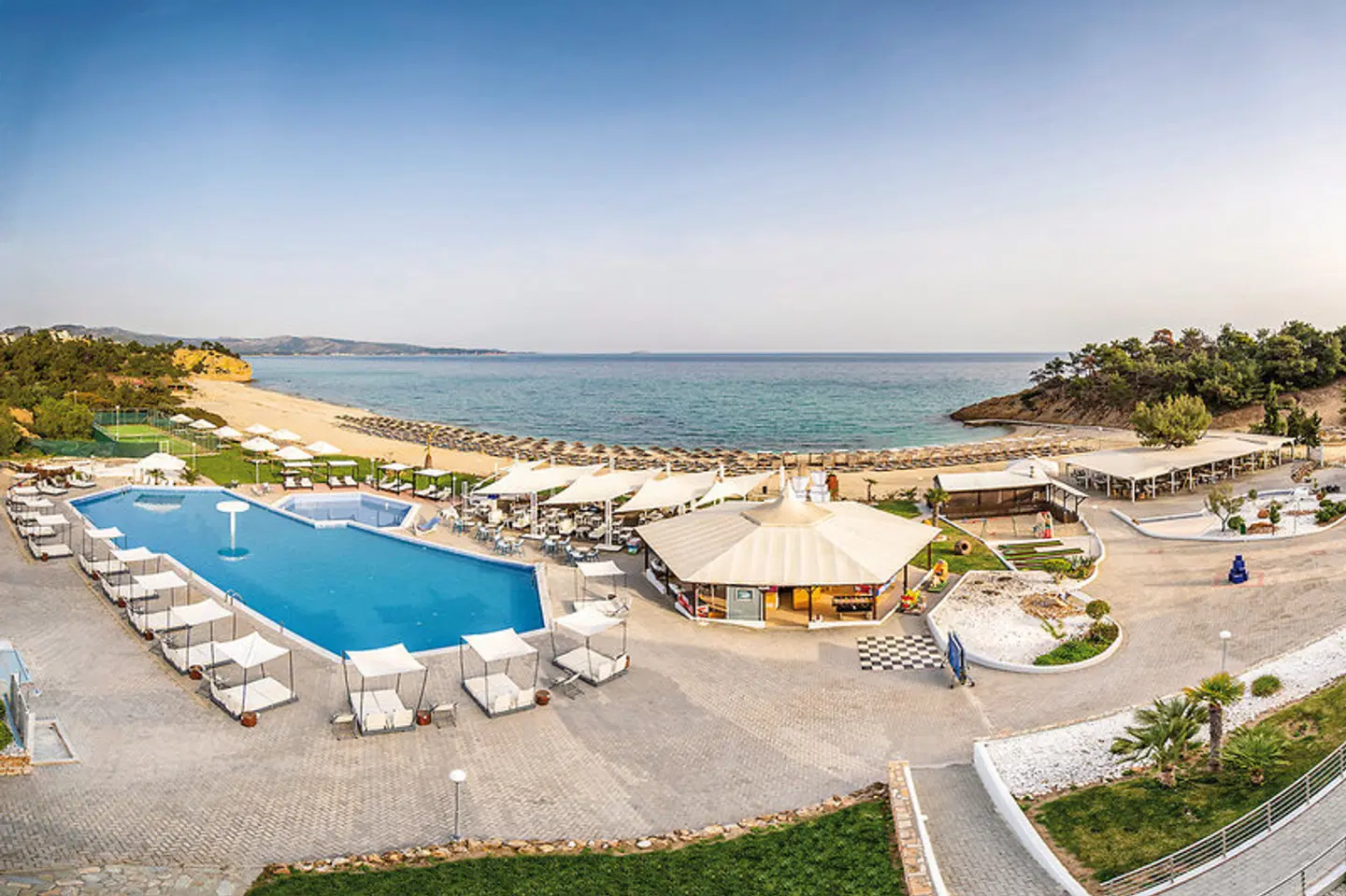 Blue Dream Palace OUTDOOR_POOL