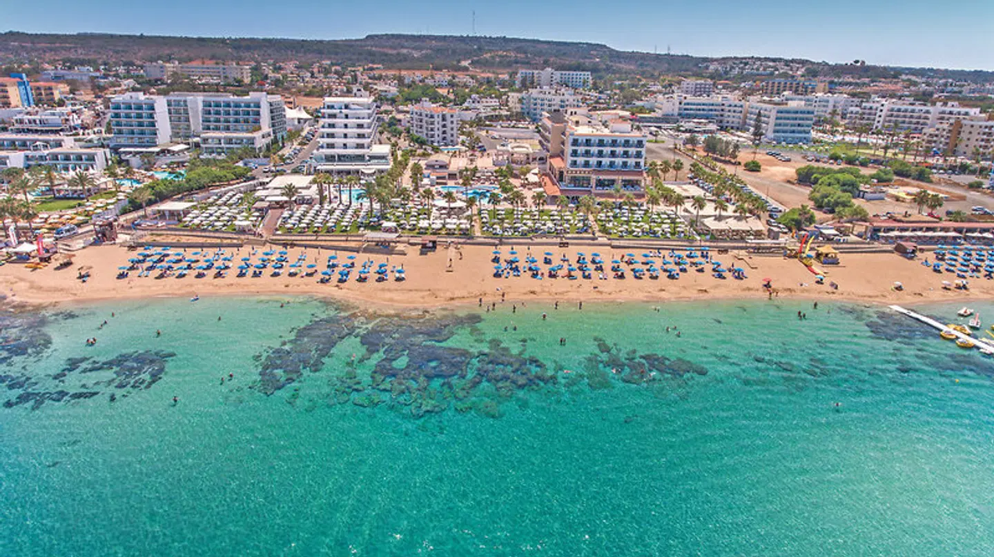 Vrissiana Beach Hotel EXTERIOR