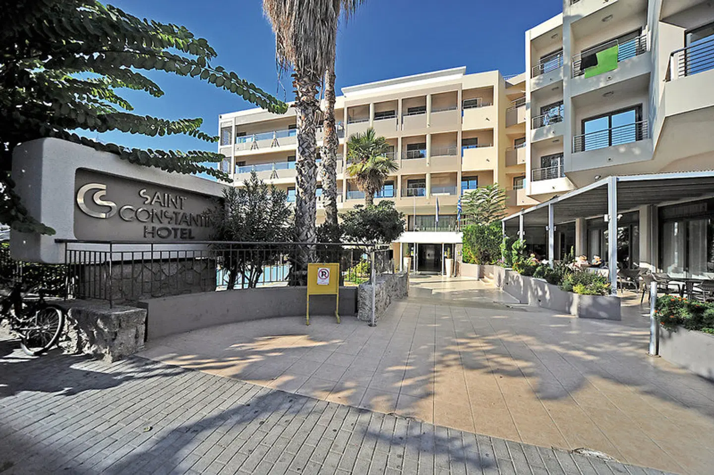 Saint Constantin Hotel EXTERIOR