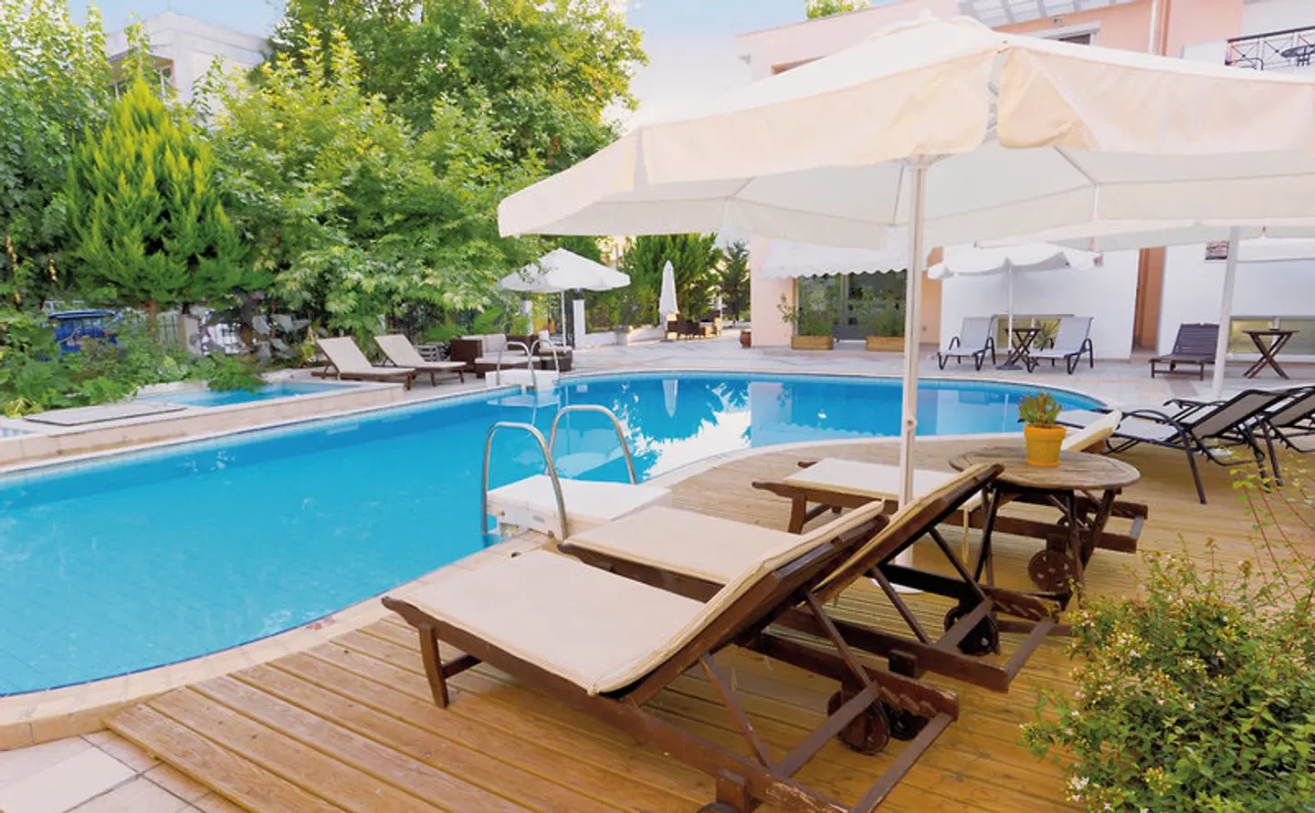 Filia OUTDOOR_POOL