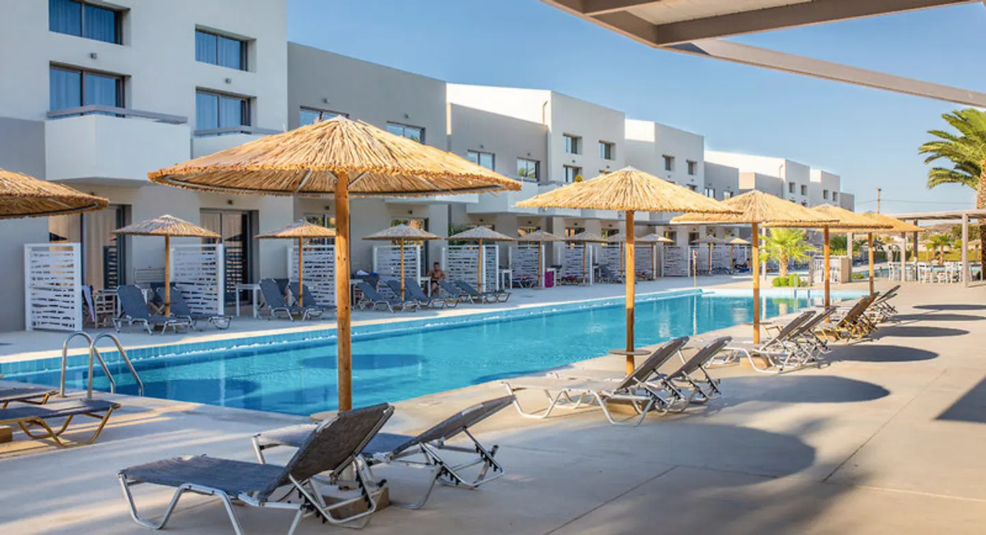 Akti Beach Club OUTDOOR_POOL