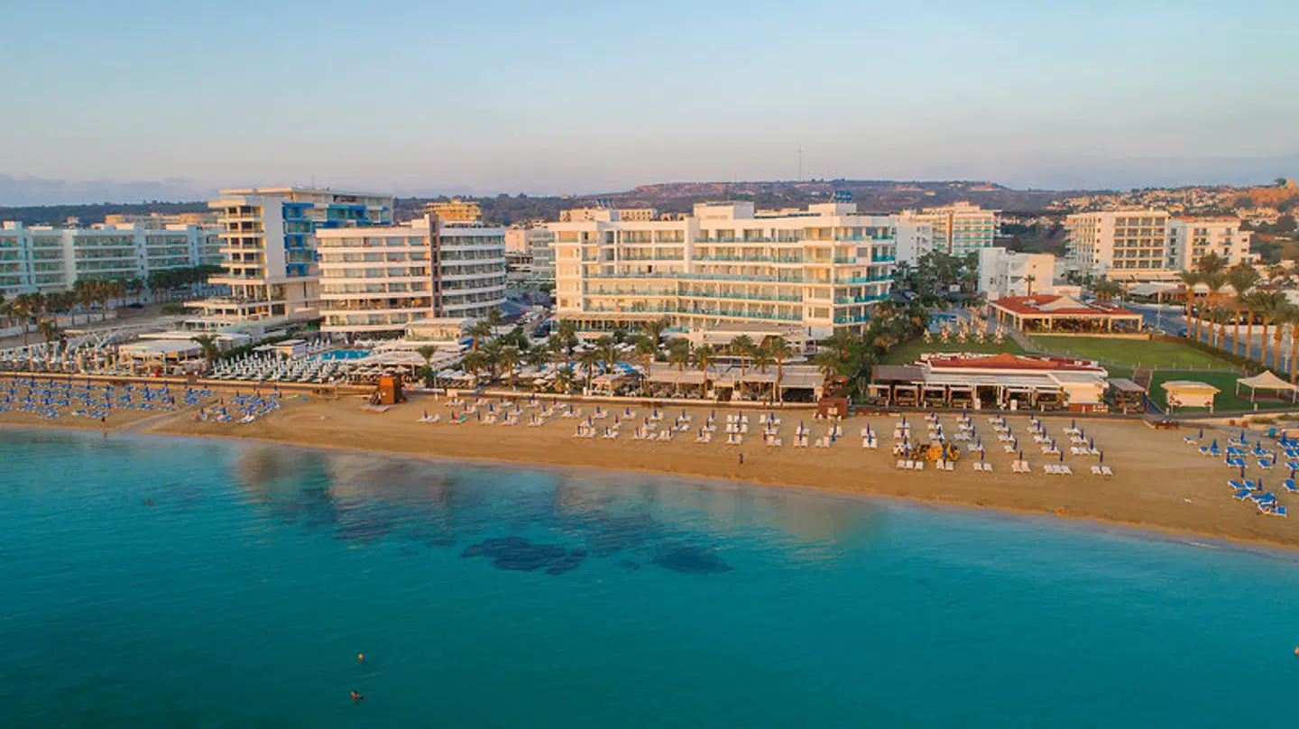 Vrissaki Beach Hotel EXTERIOR