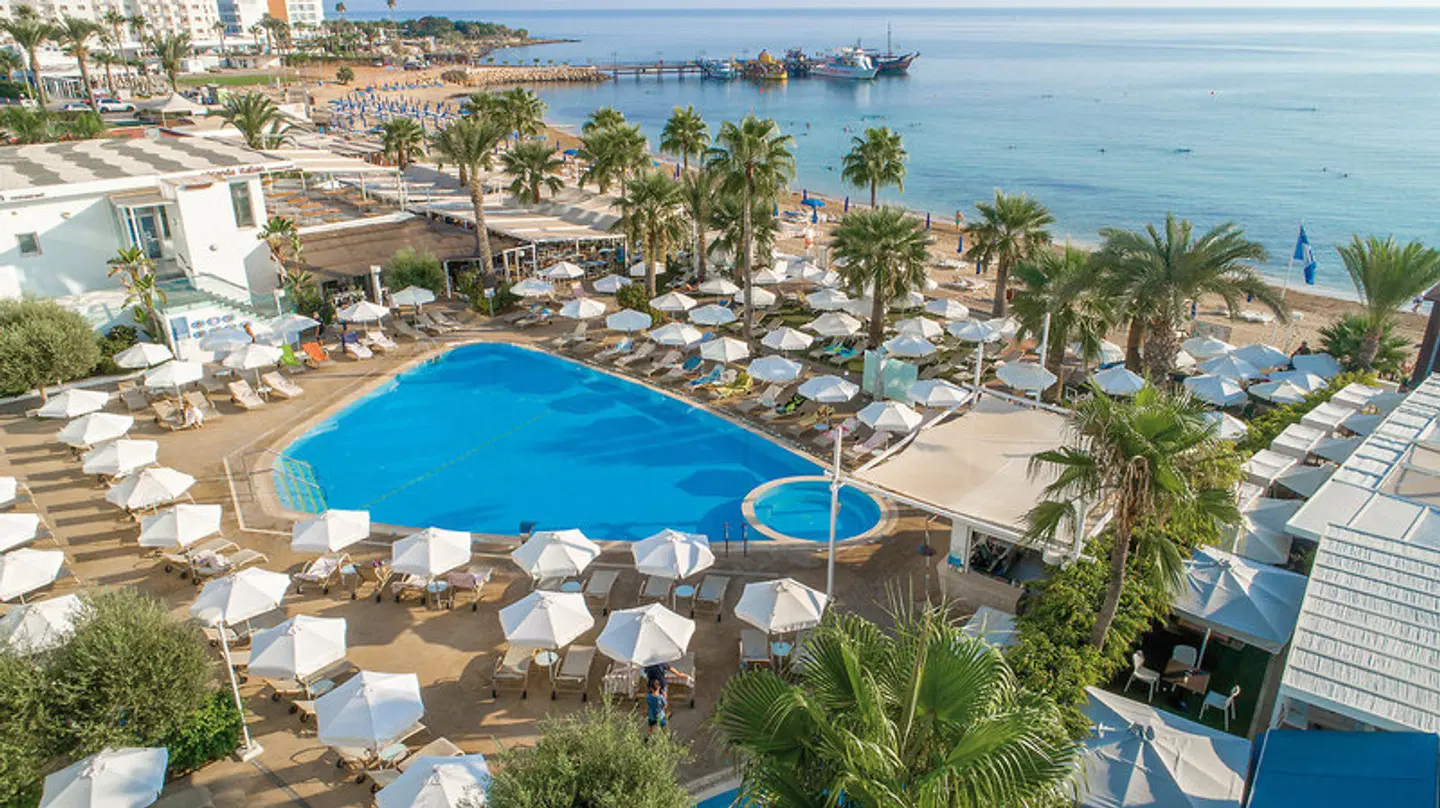 Vrissaki Beach Hotel OUTDOOR_POOL