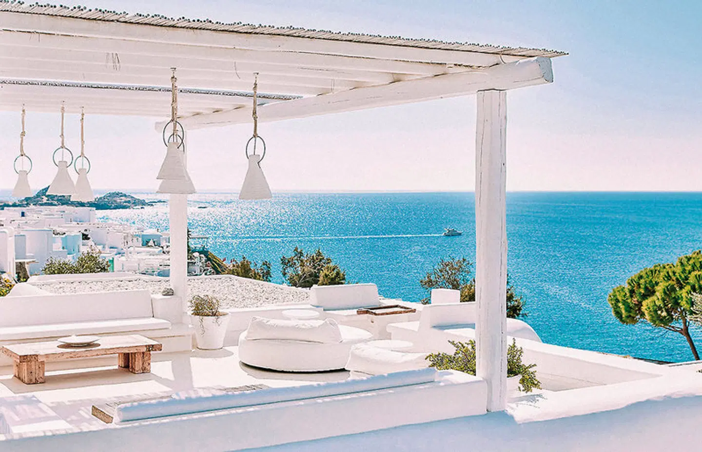 Mykonos Blu a Grecotel Resort to Live Terrasse