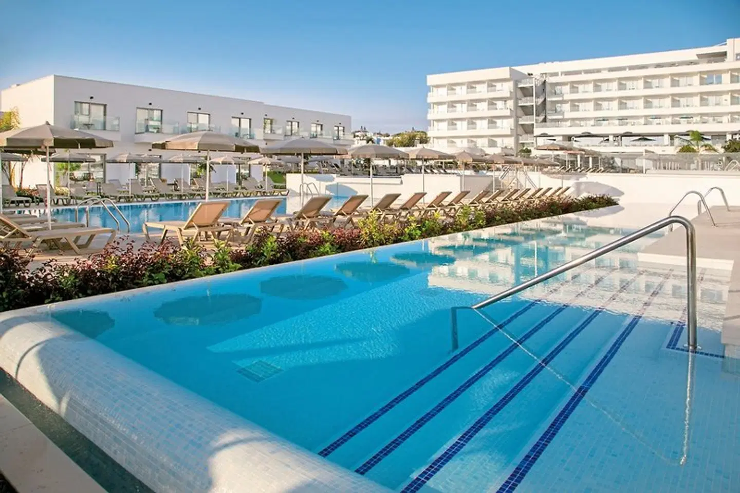 Atlantica Aqua Blue OUTDOOR_POOL
