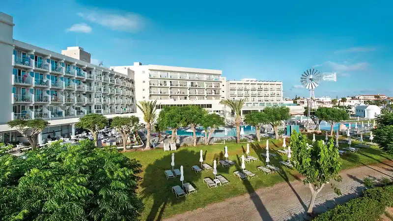 Pernera Beach – Hotelfoto