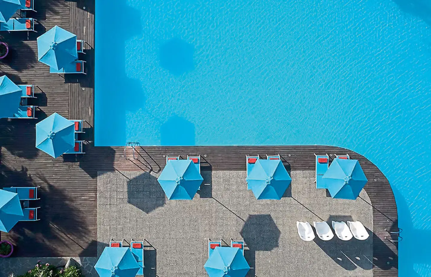 Aquagrand Artistic Luxury Beach Resort Terrasse