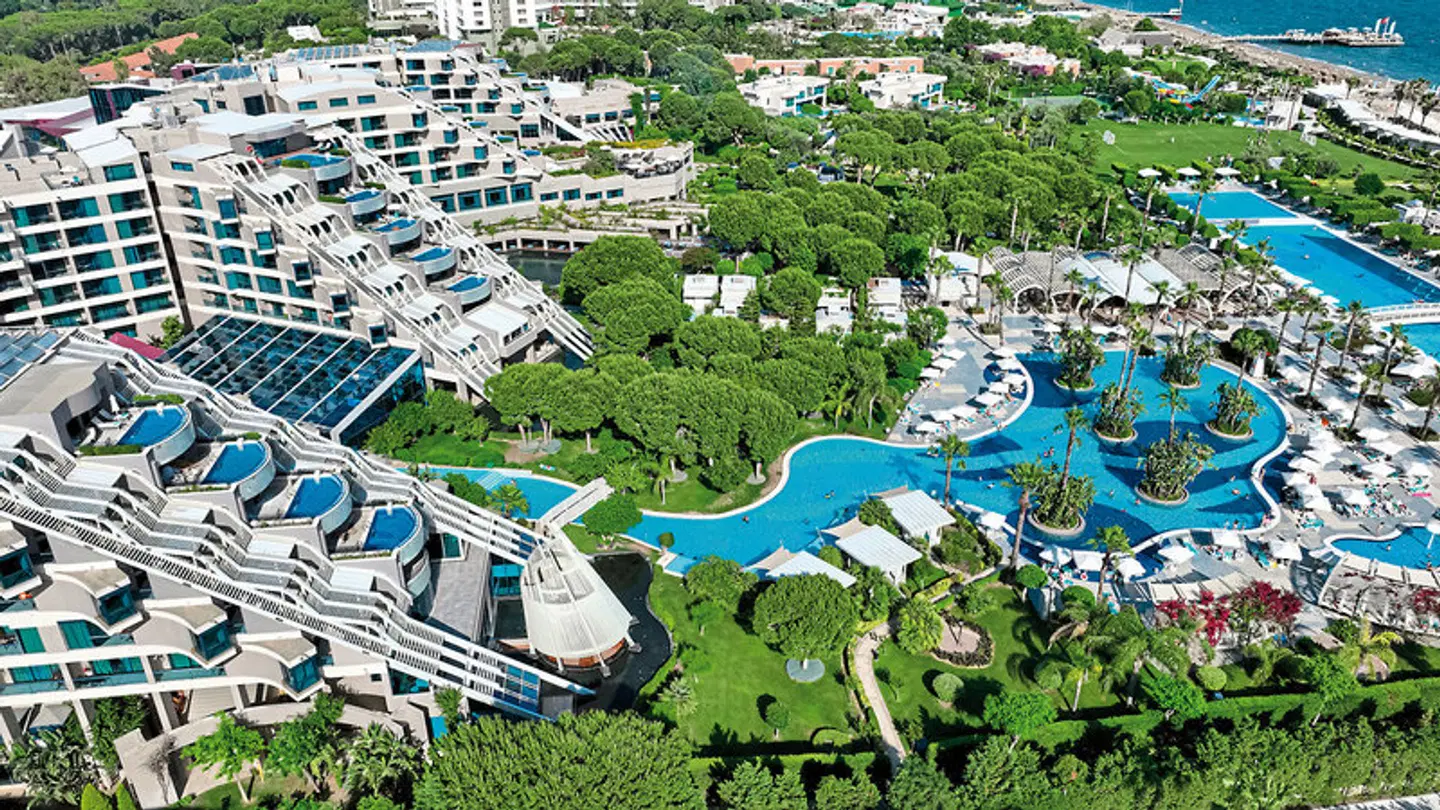 Susesi Luxury Resort EXTERIOR