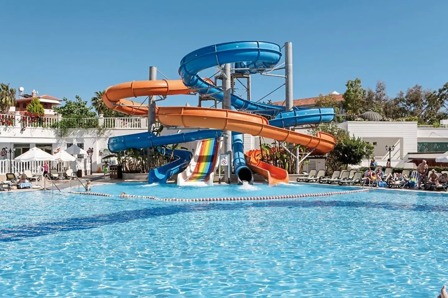 Alba Queen OUTDOOR_POOL