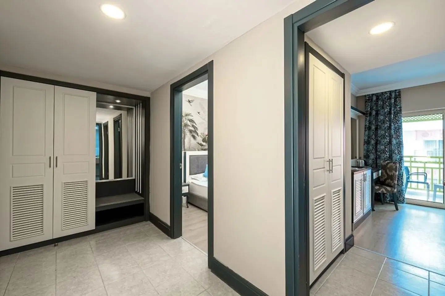 Crystal Paraiso Aqua Collection ROOM_EXAMPLE