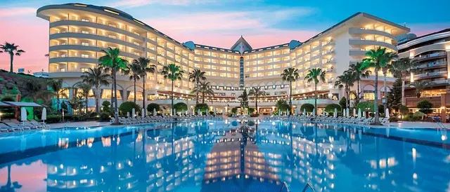 Saphir Resort & Spa OUTDOOR_POOL