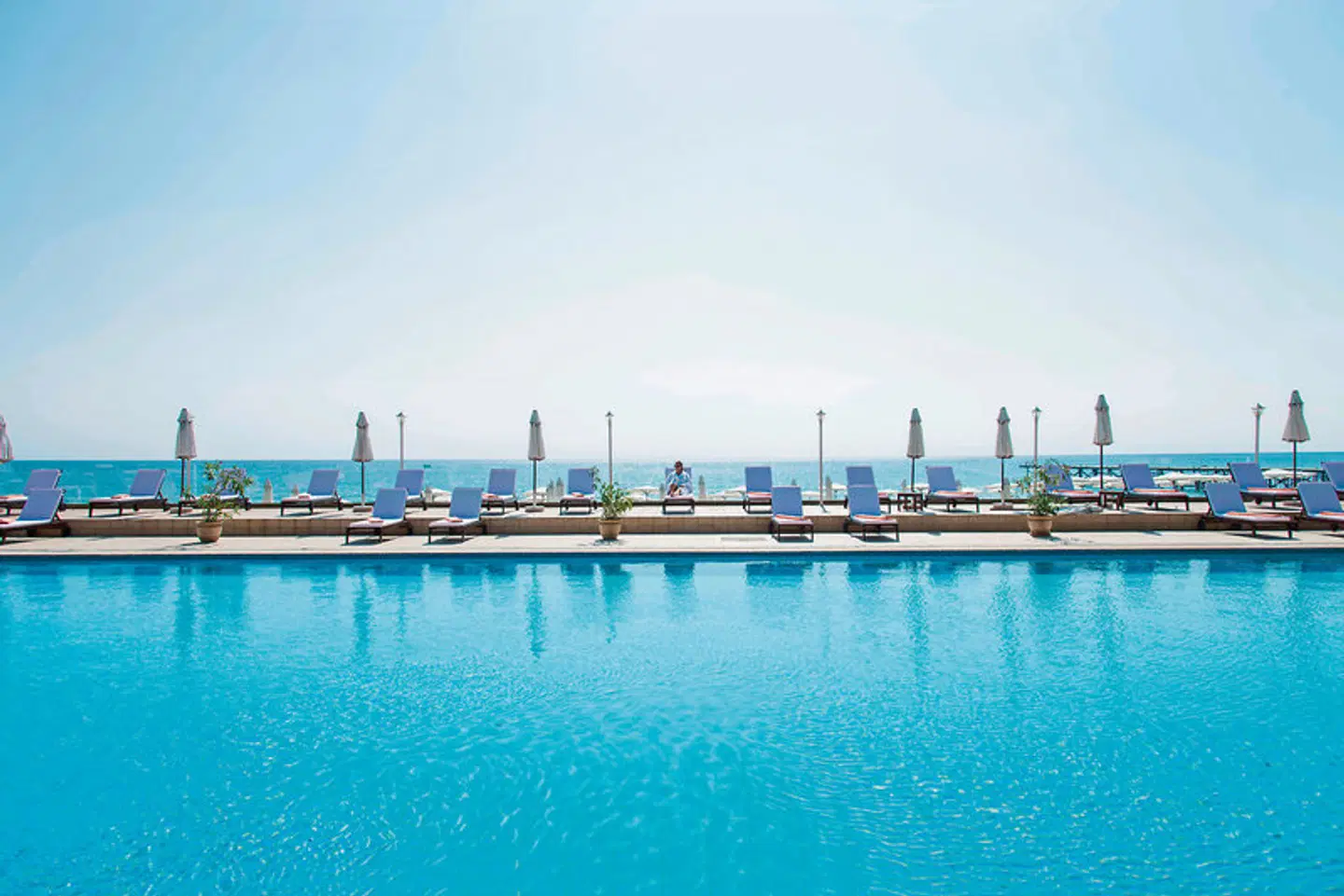 The Palace Hotel OUTDOOR_POOL