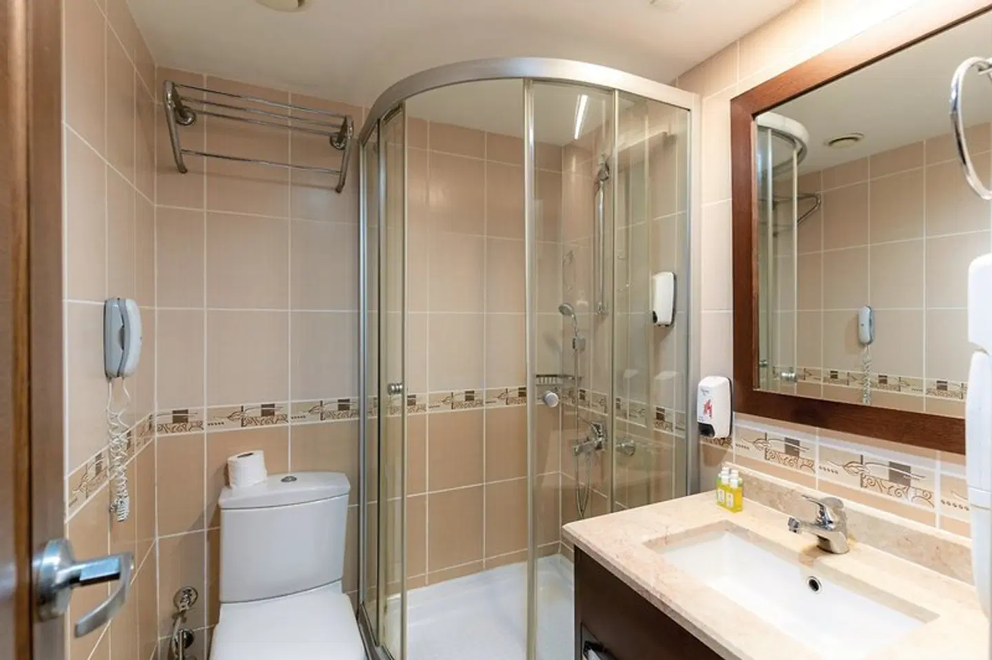 Latanya Park Resort Badezimmer
