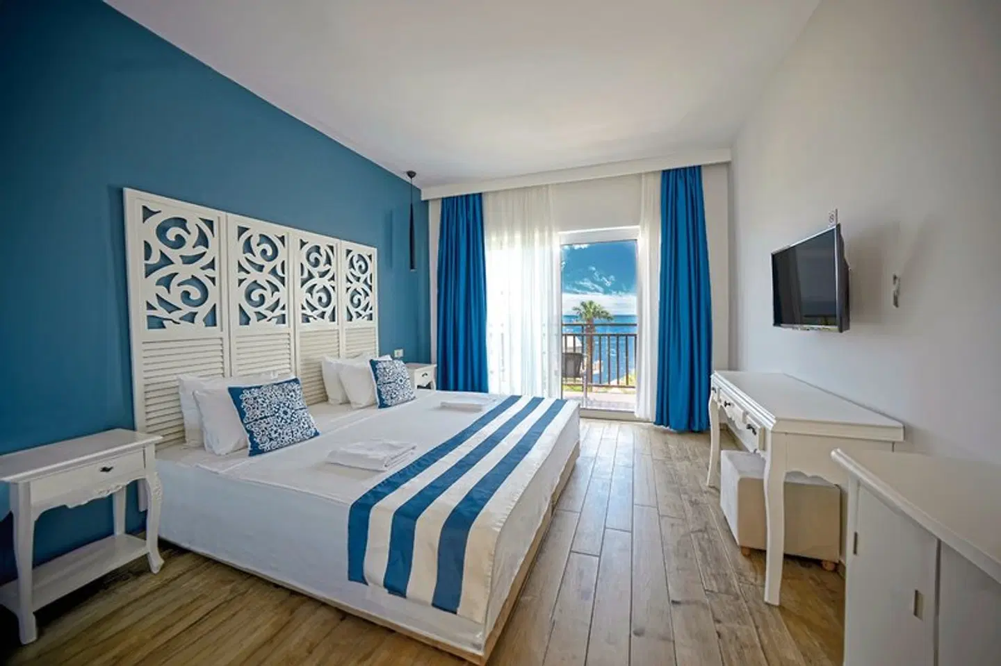 Blue Dreams Resort & Spa ROOM_EXAMPLE