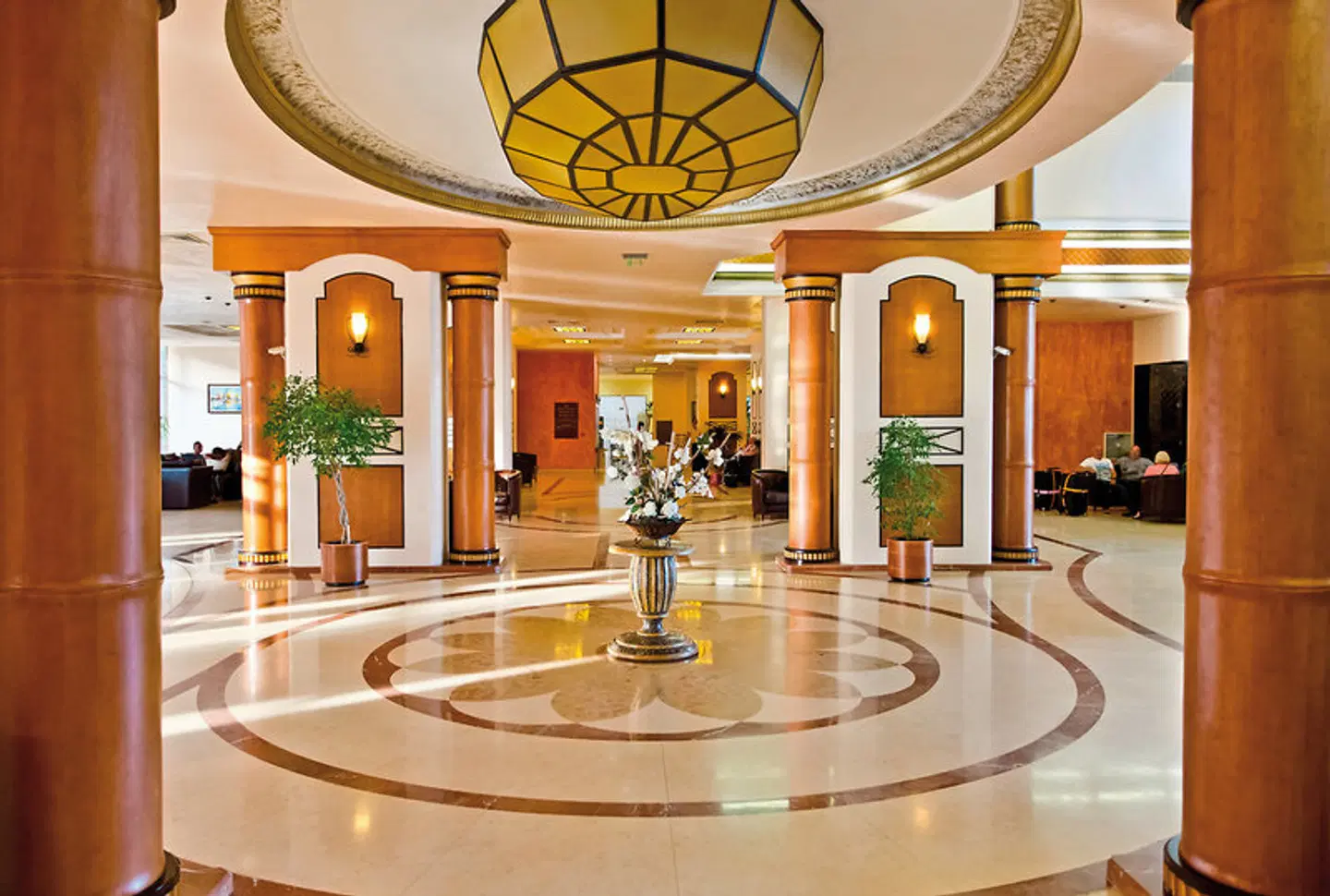 DIT Majestic Beach Resort LOUNGE_LOBBY