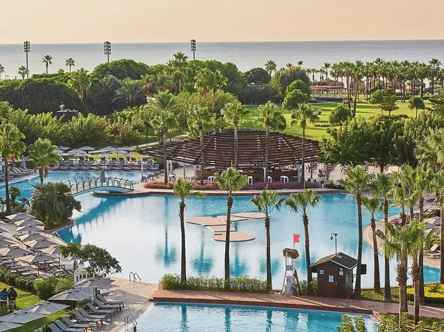 Lara Barut Collection OUTDOOR_POOL