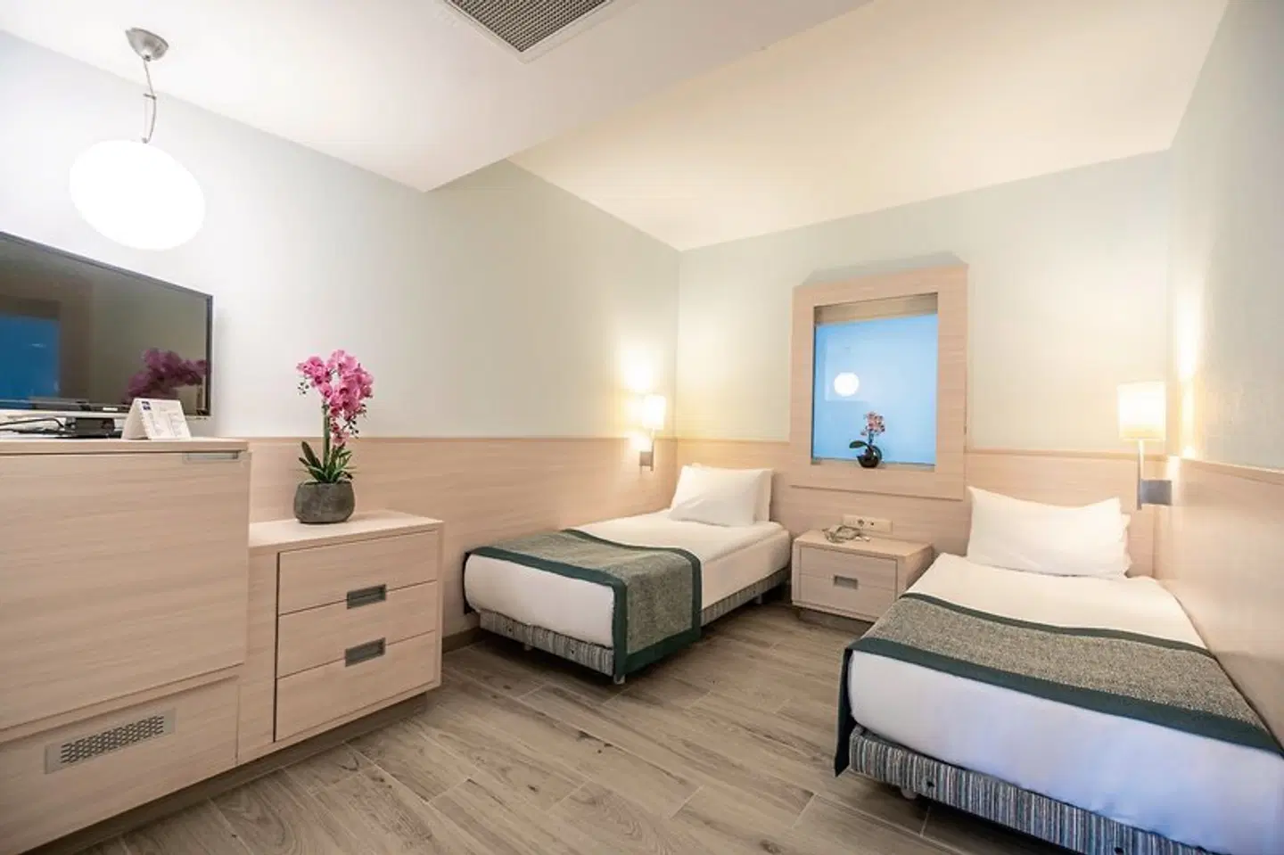 La Blanche Resort & Spa ROOM_EXAMPLE