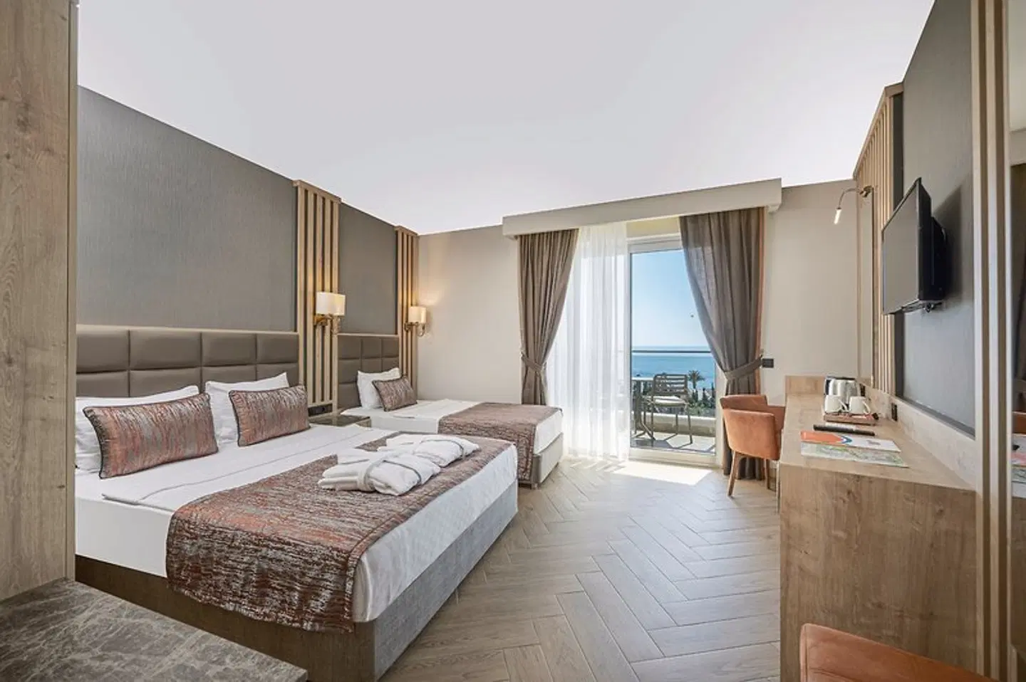 My Home Resort ROOM_EXAMPLE
