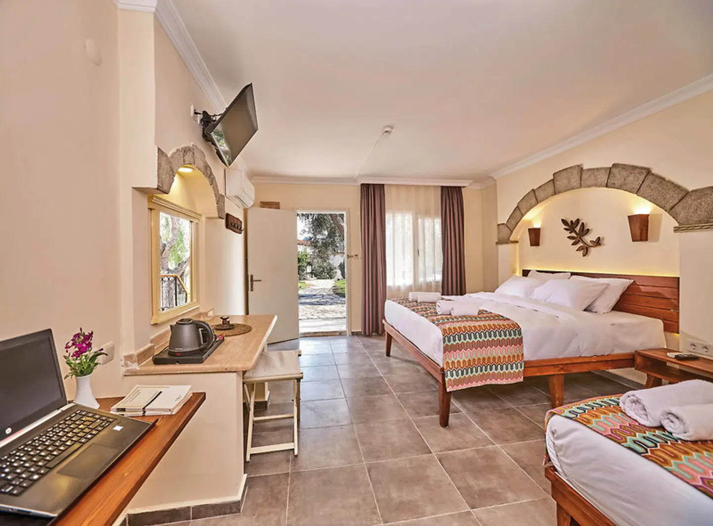 Club Resort Atlantis ROOM_EXAMPLE