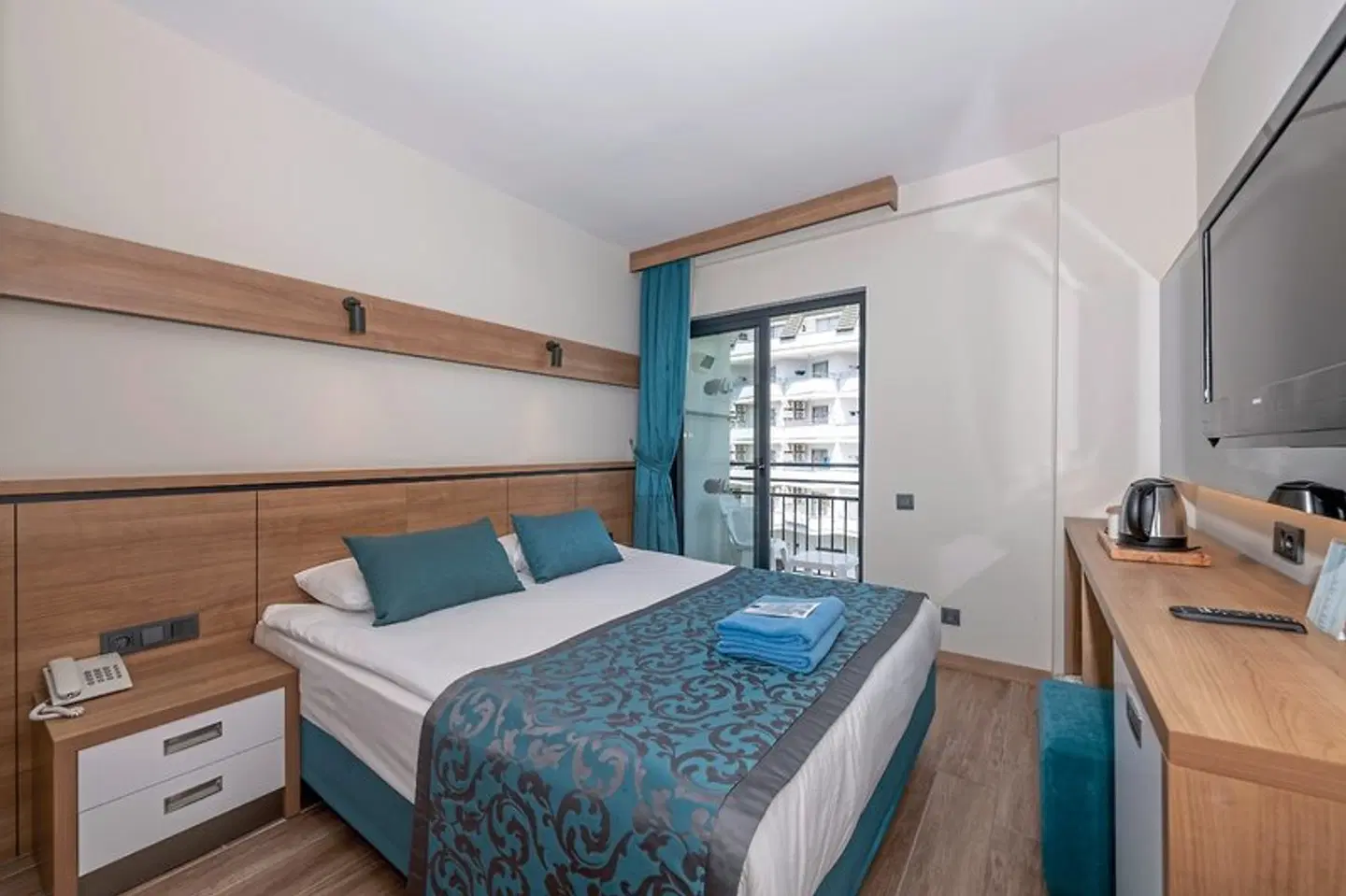 Meryan ROOM_EXAMPLE