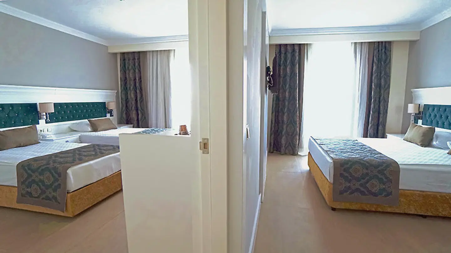 Dream World Palace ROOM_EXAMPLE