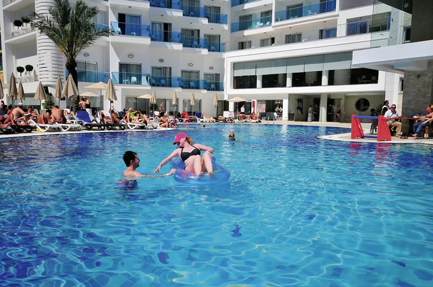Blue Bay Platinum OUTDOOR_POOL