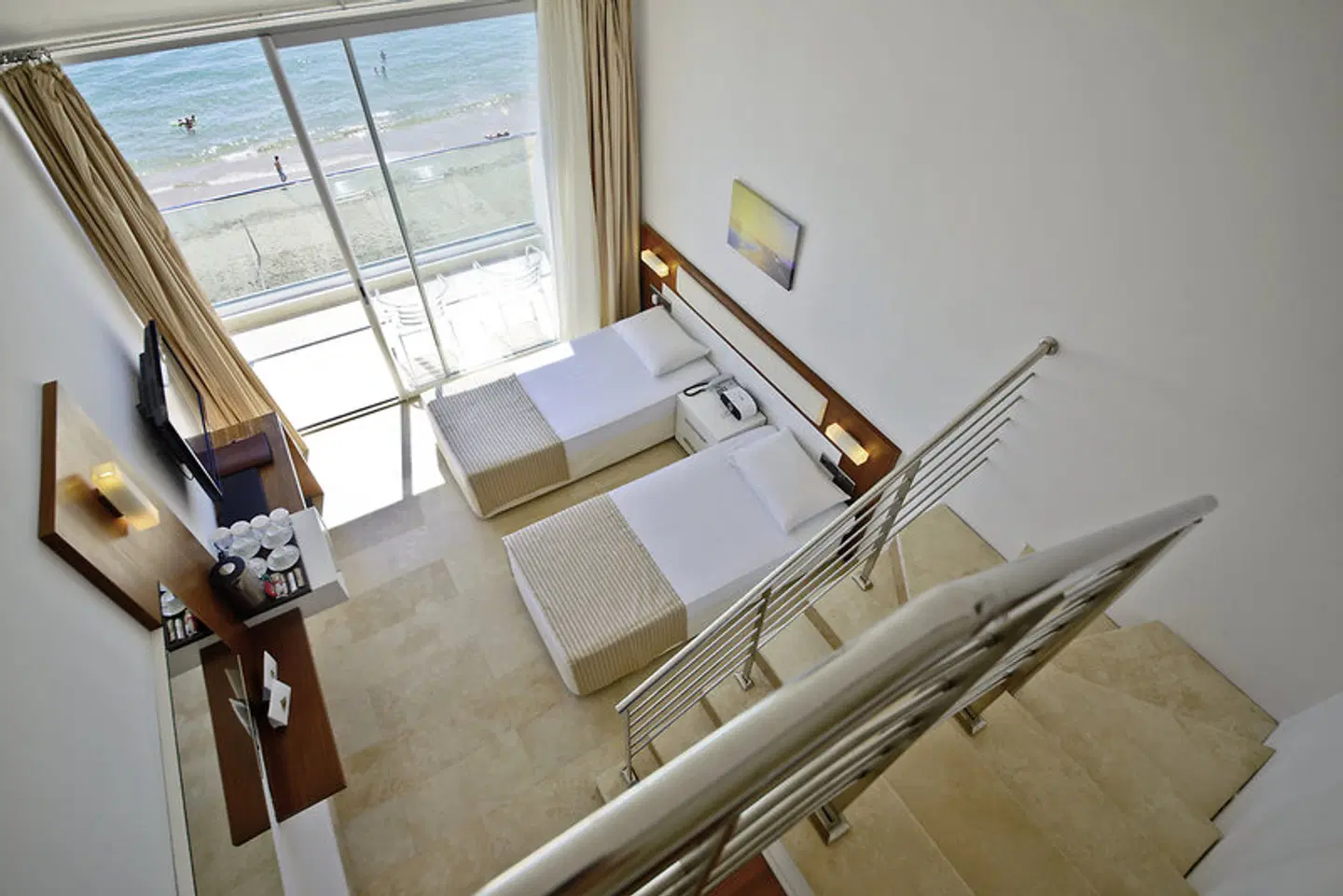 Yalihan Una ROOM_EXAMPLE