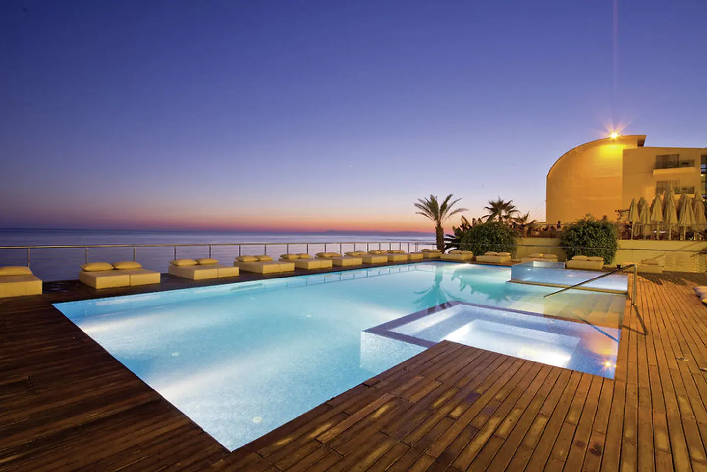 Yalihan Una OUTDOOR_POOL