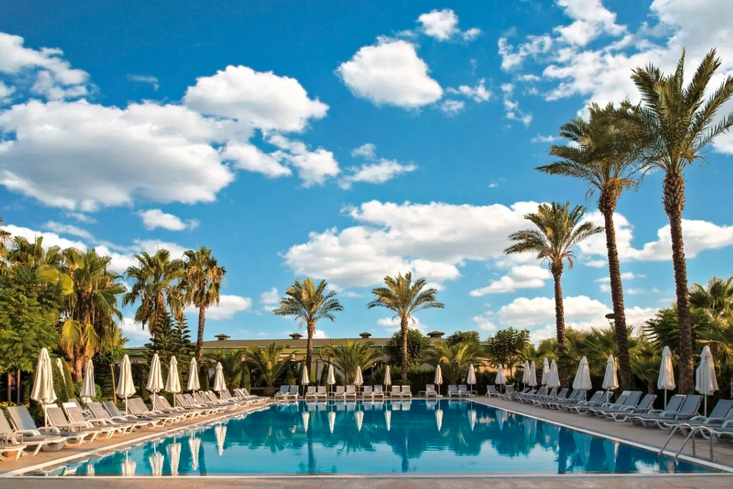 Delphin Diva OUTDOOR_POOL