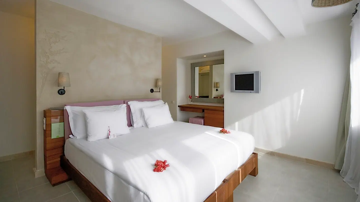 Hillside Beach Club ROOM_EXAMPLE