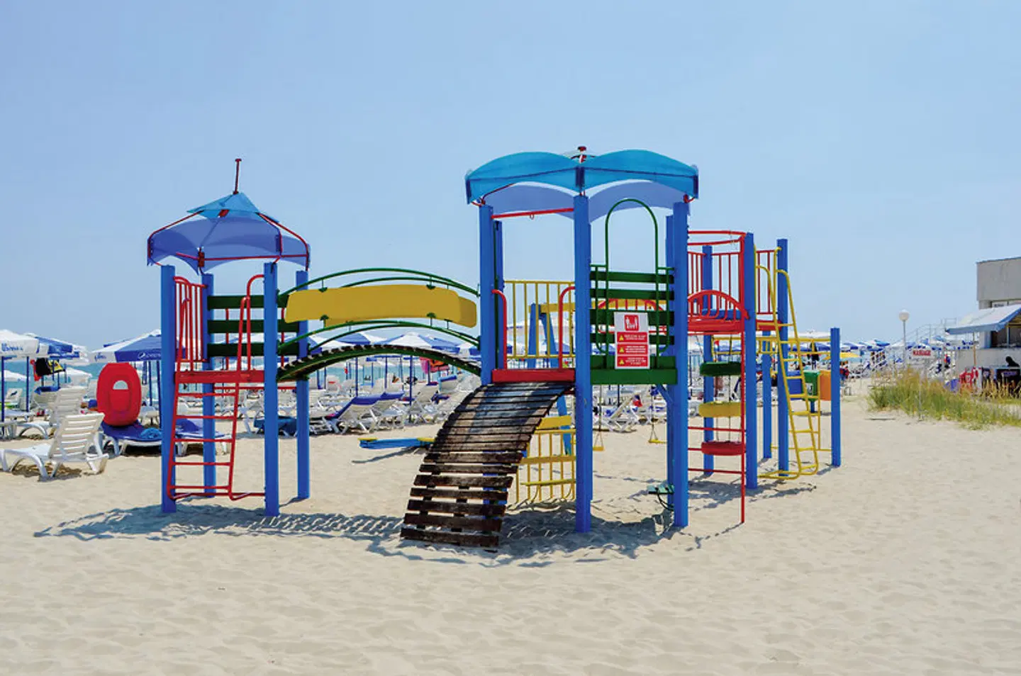Nona SPORTS_AND_LEISURE