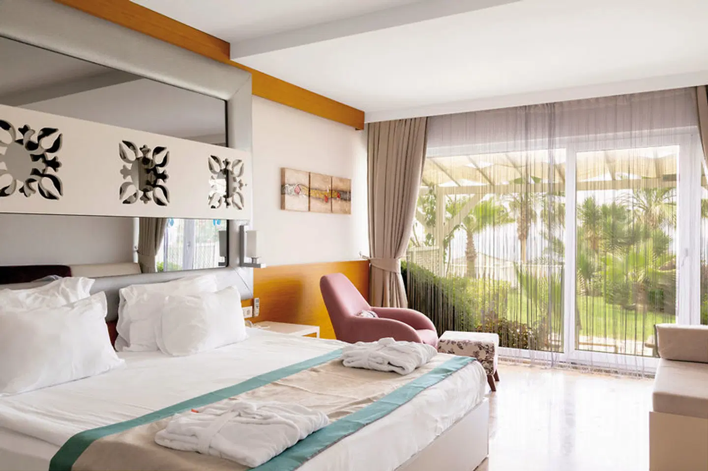 Flora Garden Beach ROOM_EXAMPLE